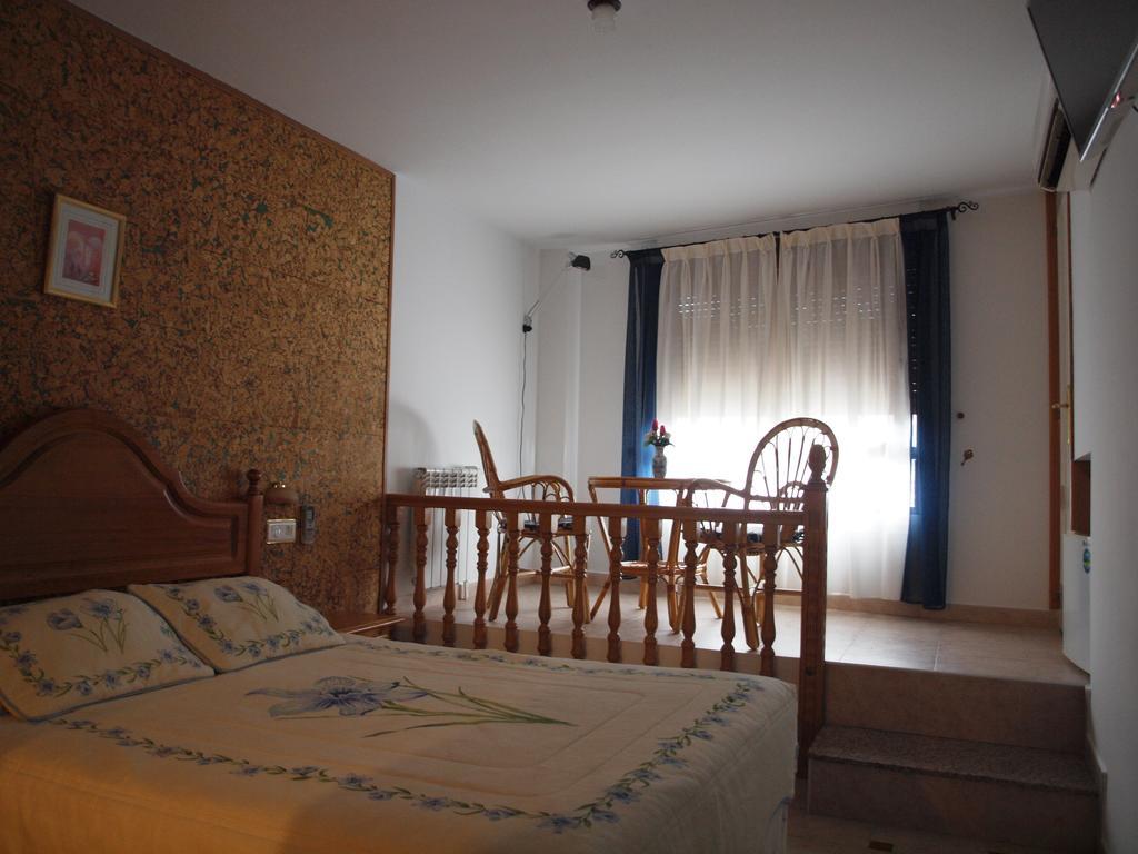 Hostal Yuste Garganta la Olla Eksteriør billede