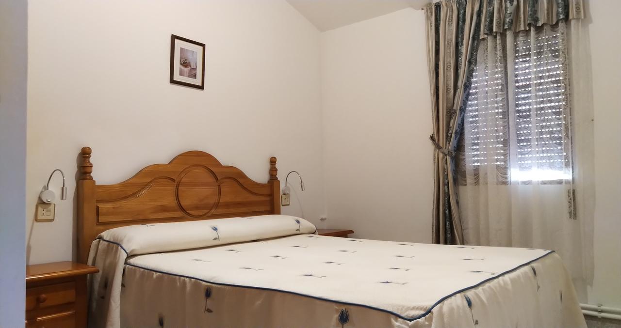 Hostal Yuste Garganta la Olla Eksteriør billede